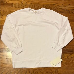NWT lululemon athletica White Perfectly Oversized Crew Size 8